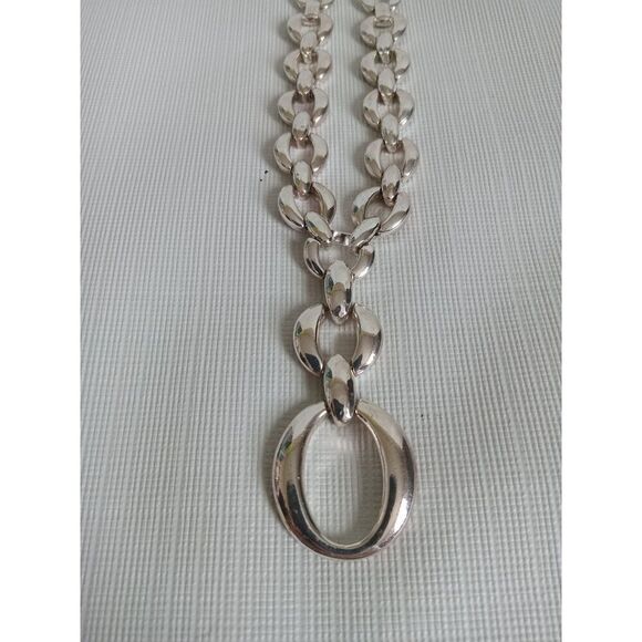 Silver Toned Heavyweight Metal Single Strand Oval Links Lariat Style Necklace - Picture 4 of 10